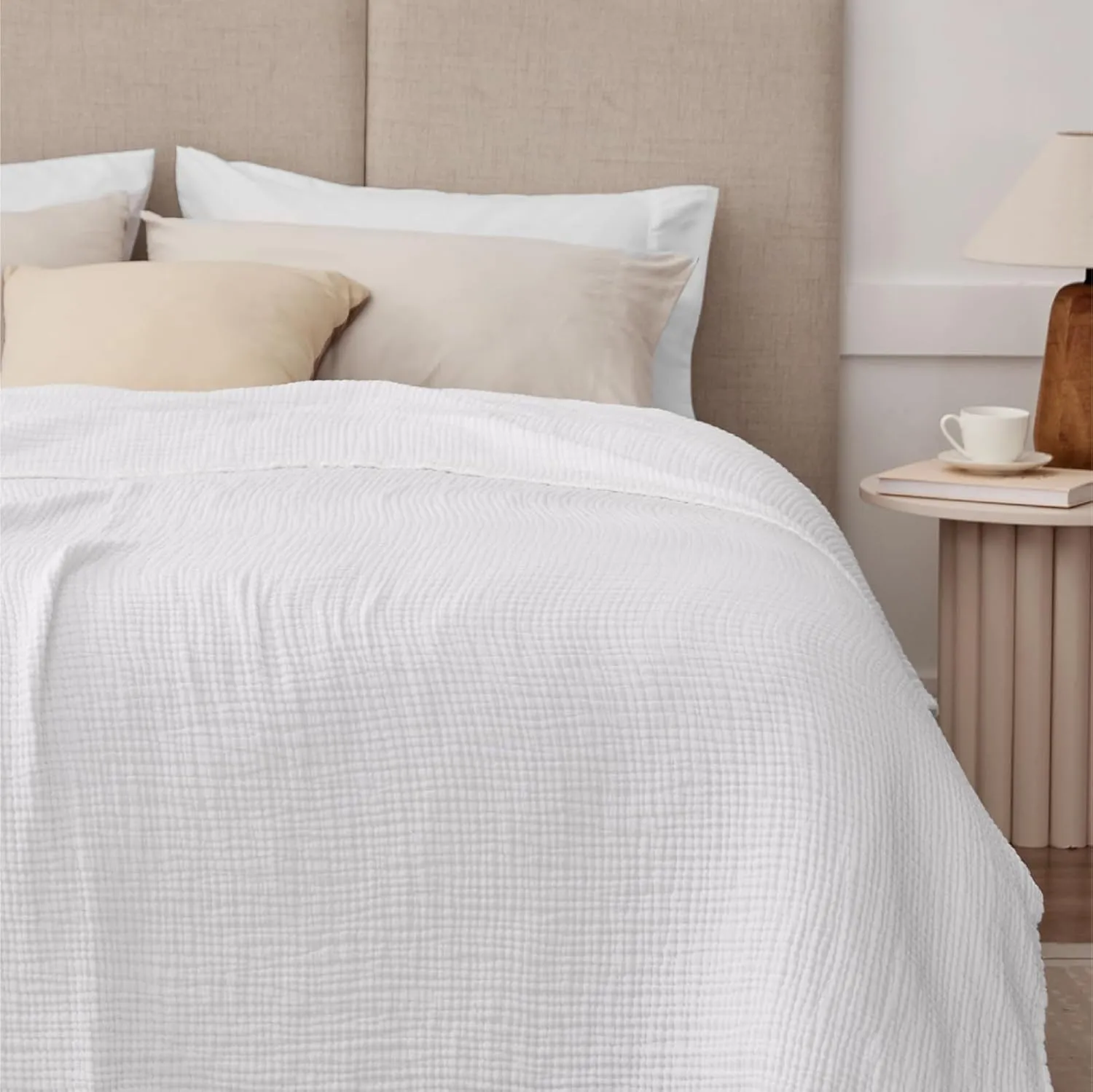 100% Cotton Muslin Blanket Large 50" x 70", 6 Layers Breathable and Lightweight Cotton Blankets for Couch, Quilt Bedspread, Gauze Throw for Adults, White