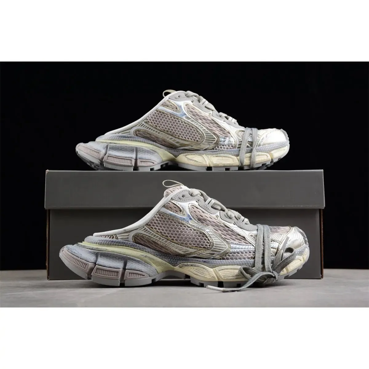 3XL CHAMPAGNE GOLD x BALENCIAGA MULE Seasonal clearance Customer-endorsed