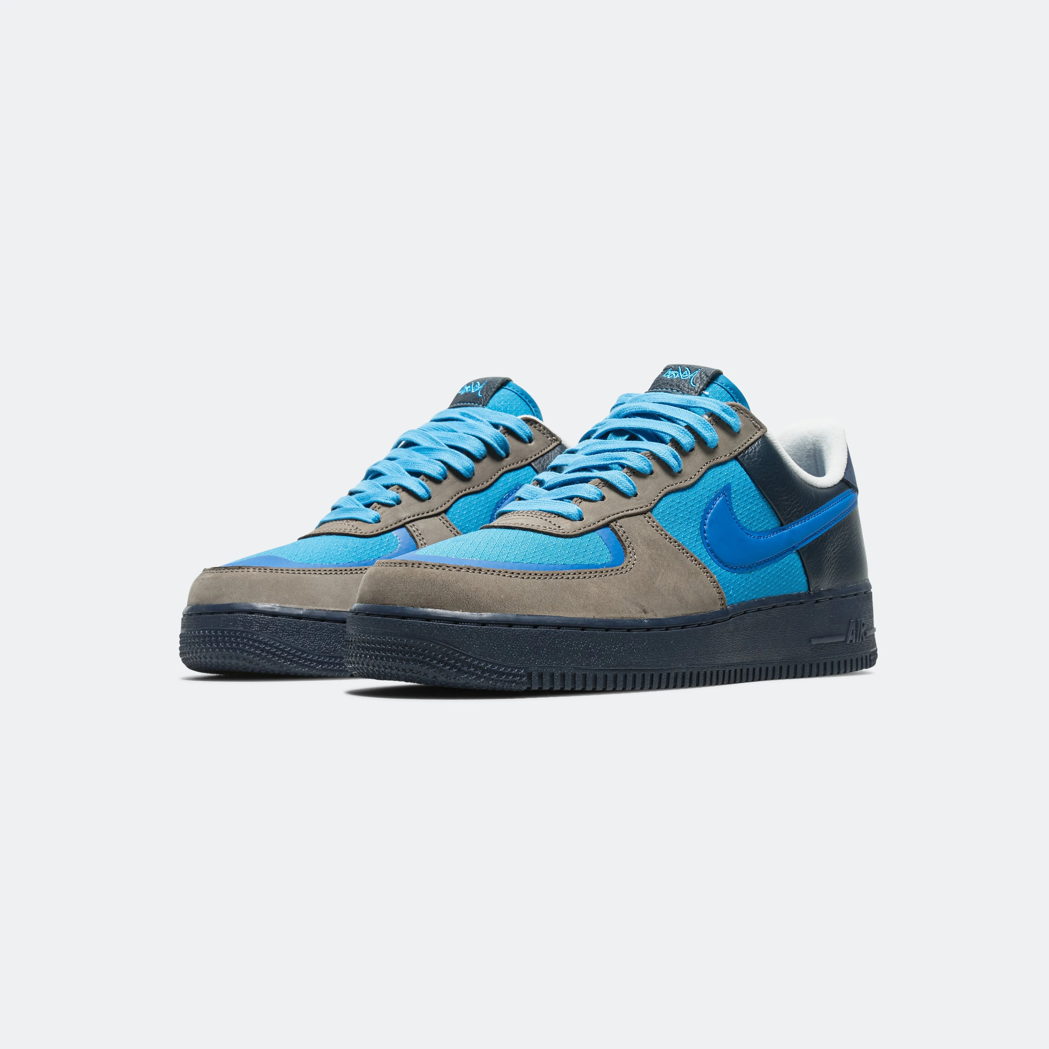 Air Force 1 Low x Stash - Soft Grey/Varsity Royal-Harbor Blue