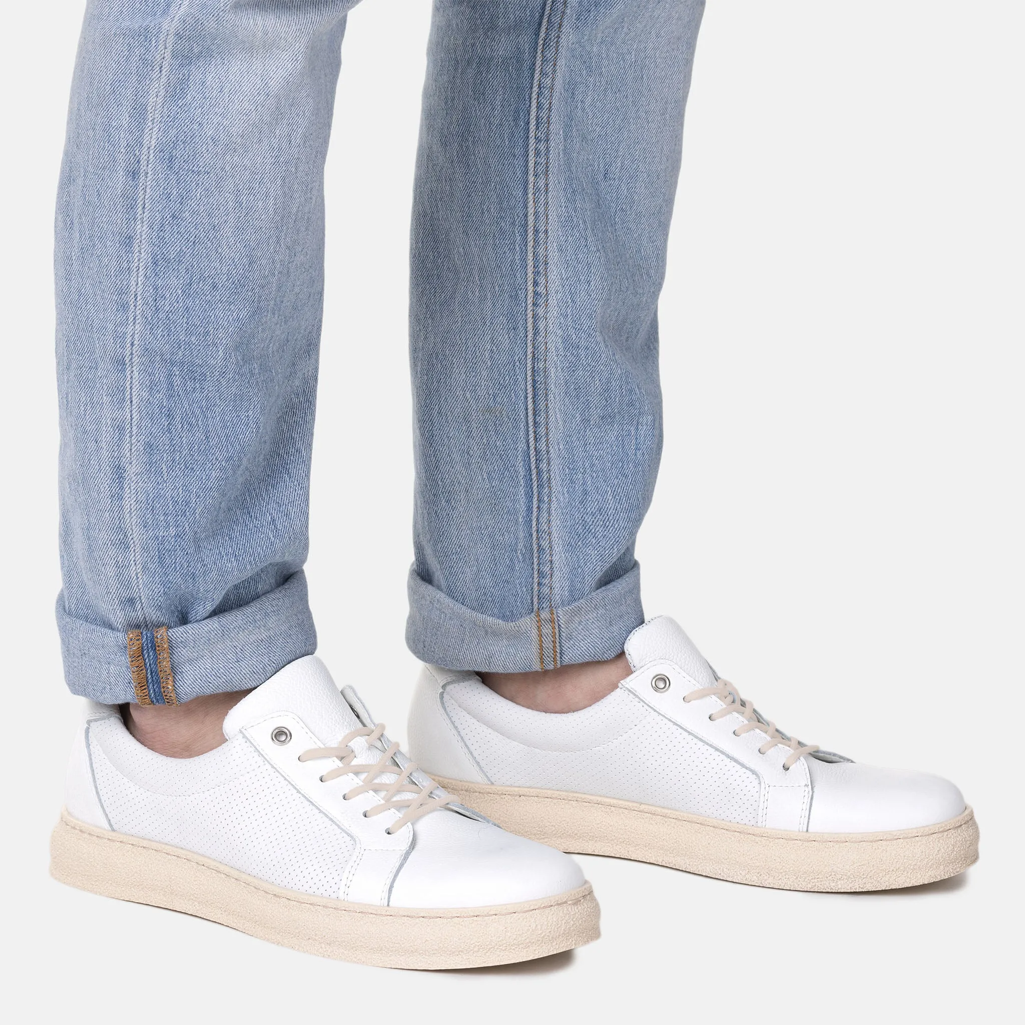 AKSELI Men's sneaker