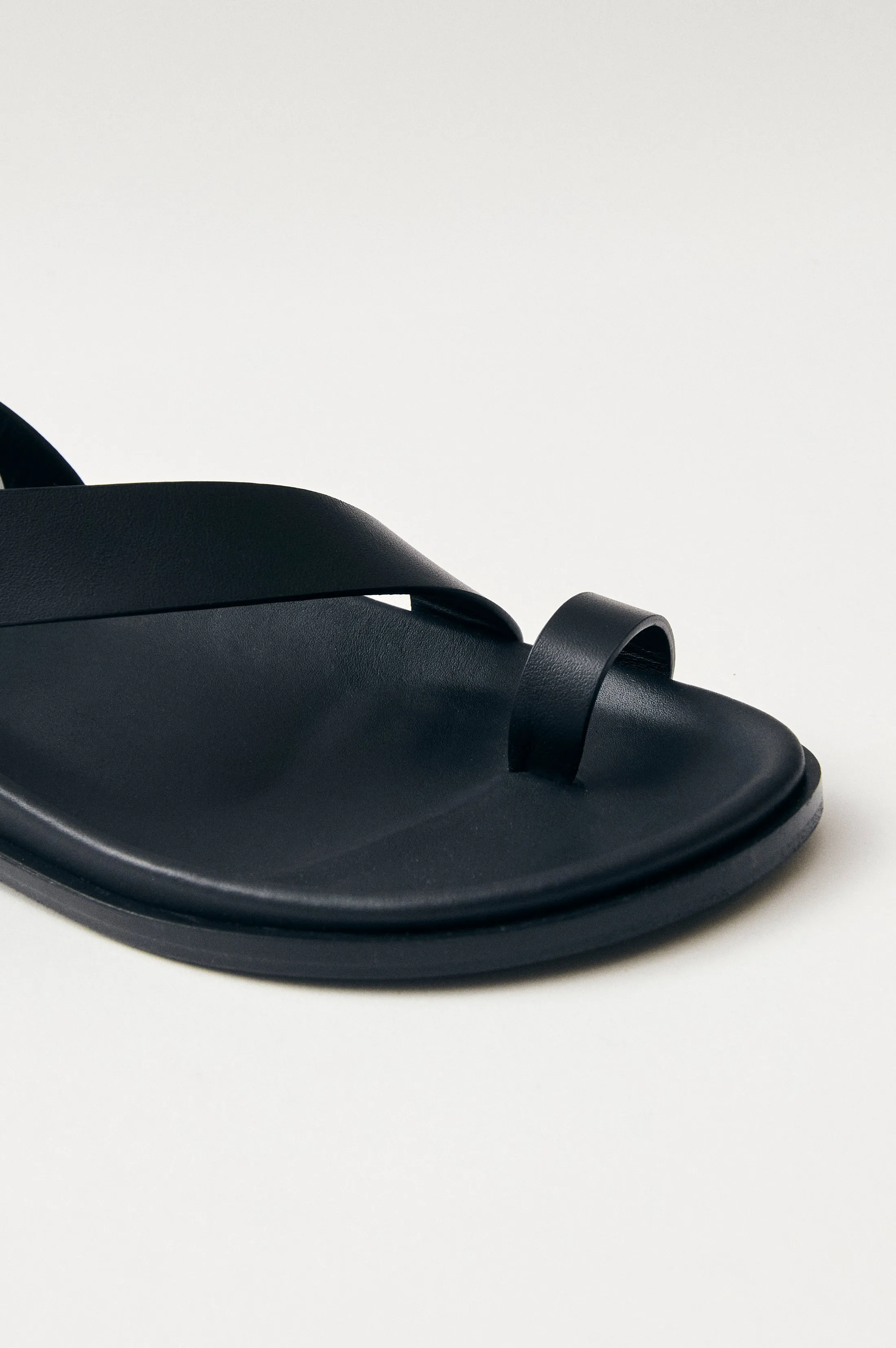 ALOHAS MYLES SANDAL - BLACK LEATHER