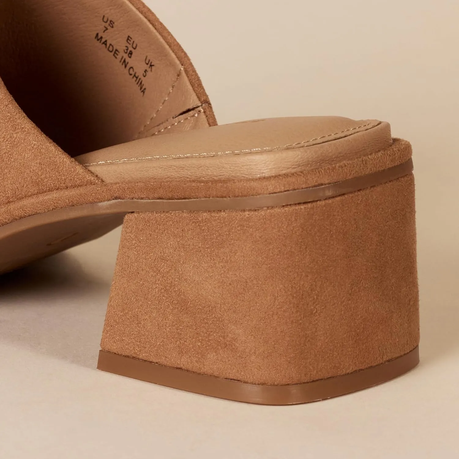 Amazon Essentials Women's Block Heel Mule