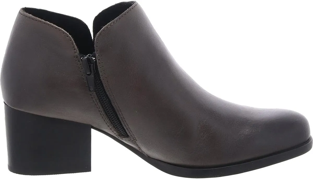 BORN Women's Kenzy Ankle Boot
