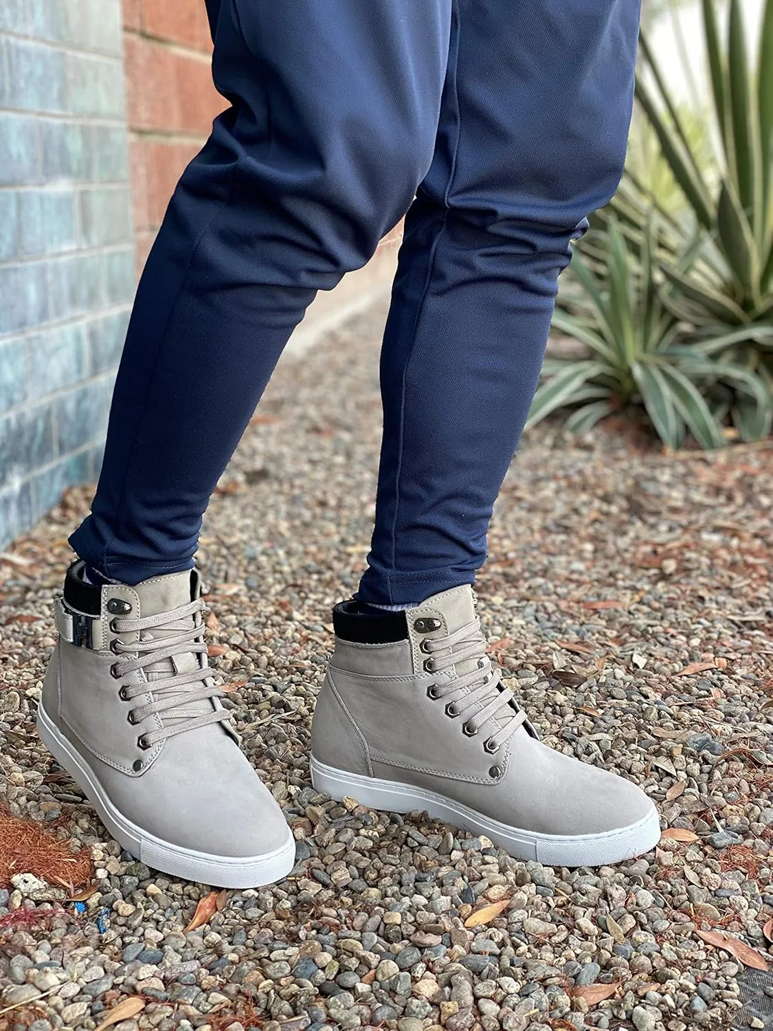 CALTO Men's Invisible Height Increasing Elevator Shoes - Grey Nubuck Leather Lace-up Fashion Sneakers - 2.6 Inches Taller - T53120 - Size 9 D(M) US