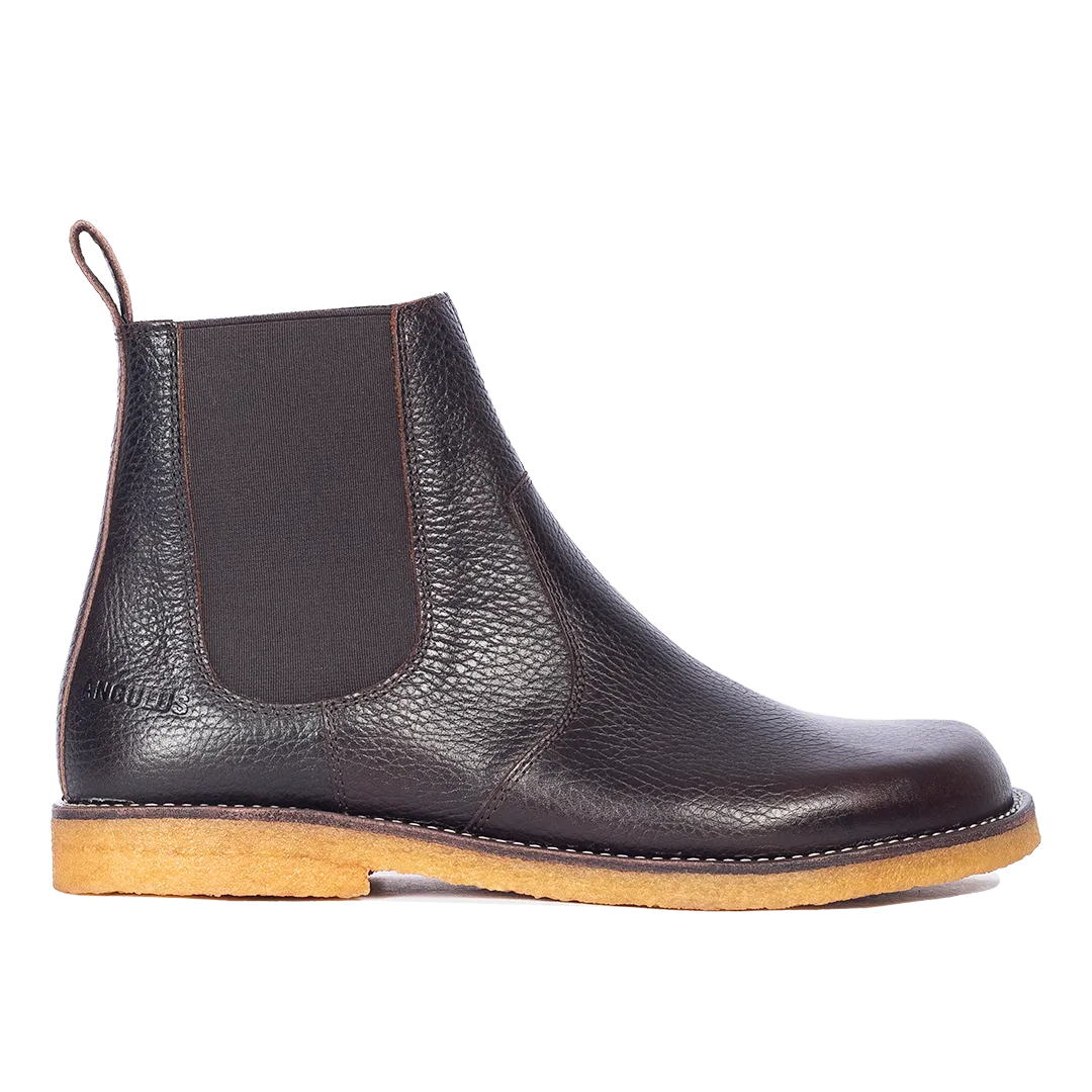 Chelsea boot with contrast stitching