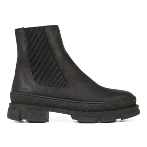 Chelsea boot with wool lining