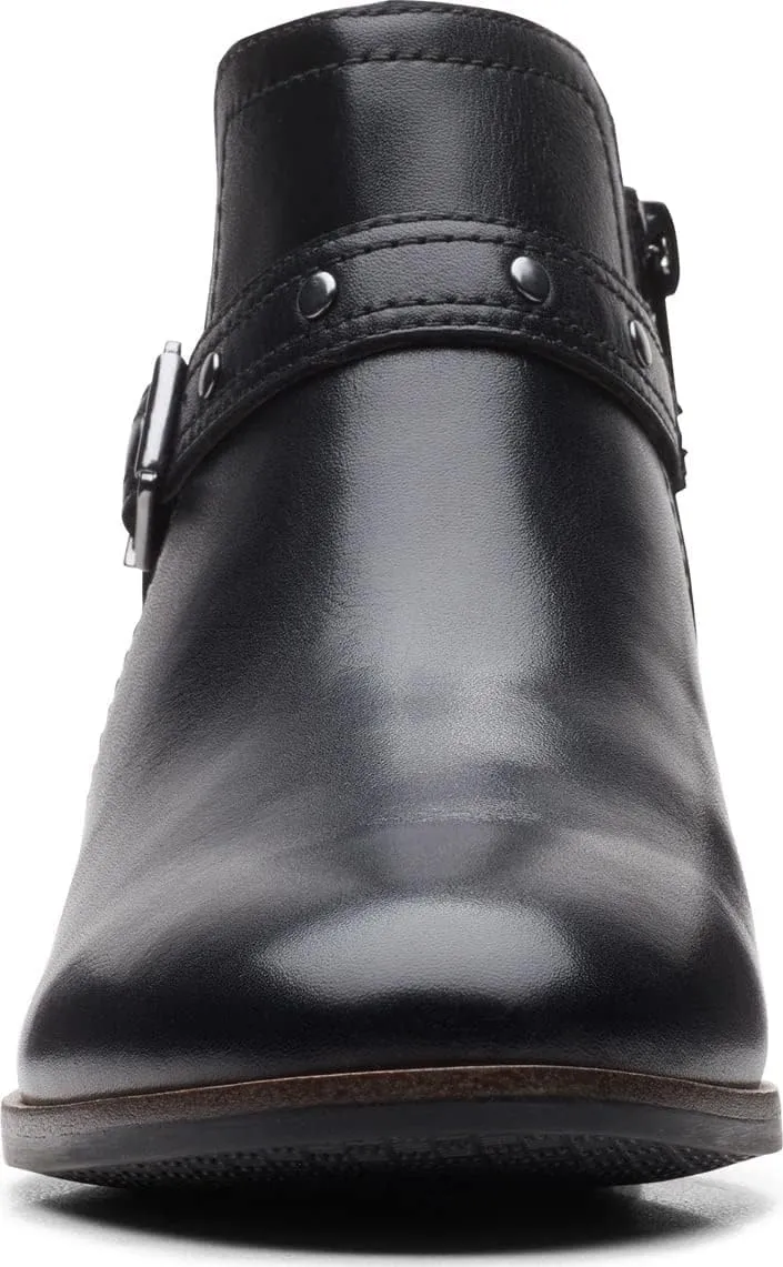 Clarks Women's Chelsea Boot