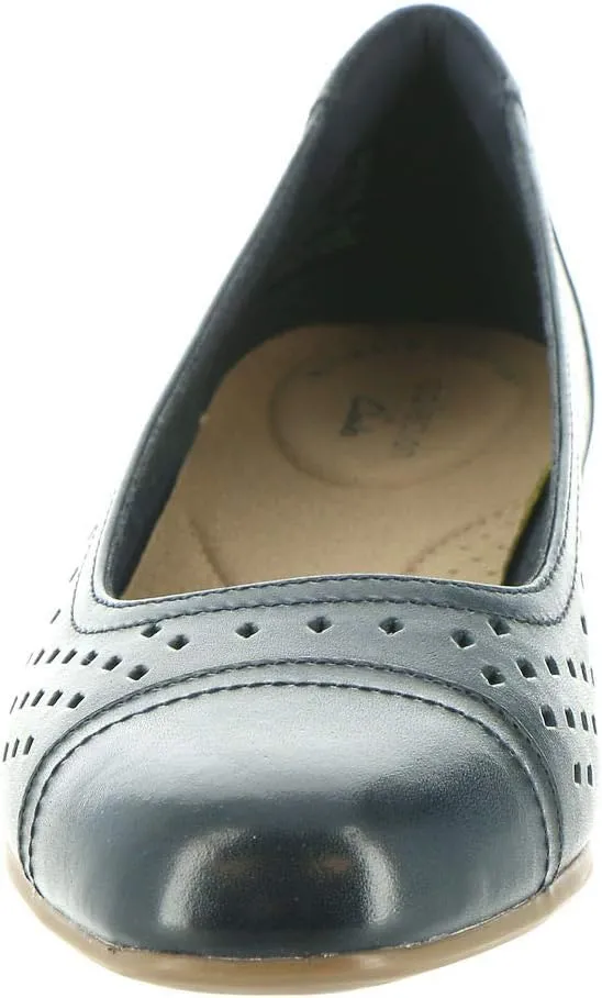 Clarks Women's Juliet Cedar Ballet Flat