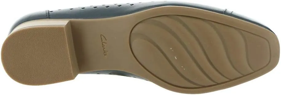 Clarks Women's Juliet Cedar Ballet Flat