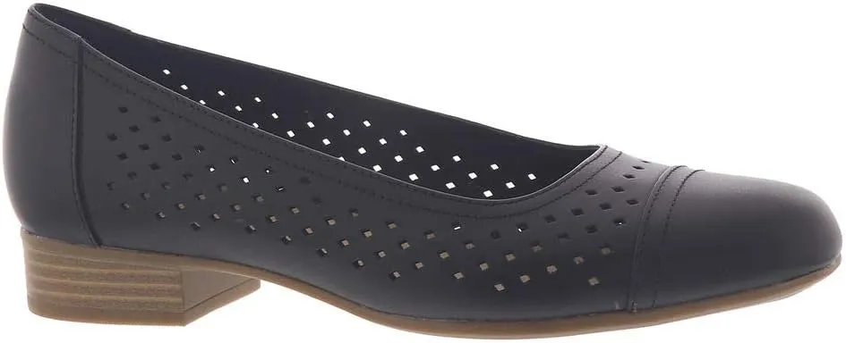 Clarks Women's Juliet Cedar Ballet Flat