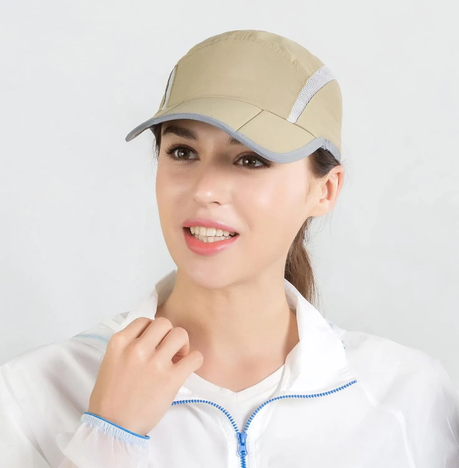 Connectyle Foldable Mesh Sports Cap with Reflective Stripe Breathable Sun Runner Cap