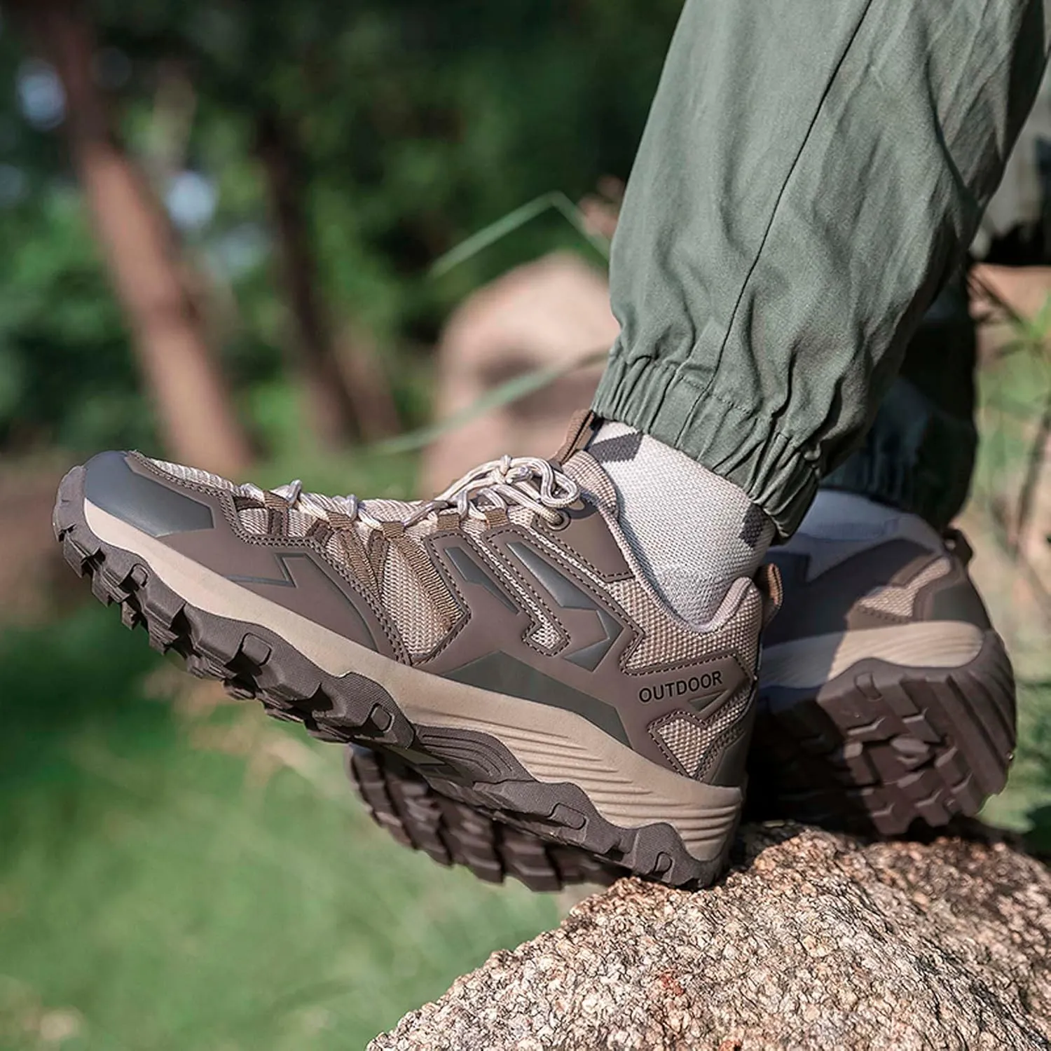 Couple Outdoor Mountaineering Boots, Muddy wading Plush Hiking Shoes, Rubber Sole Breathable Mesh Ankle Shoes, Casual and Fashionable Travel Boots, Anti Slip Sports Shoes