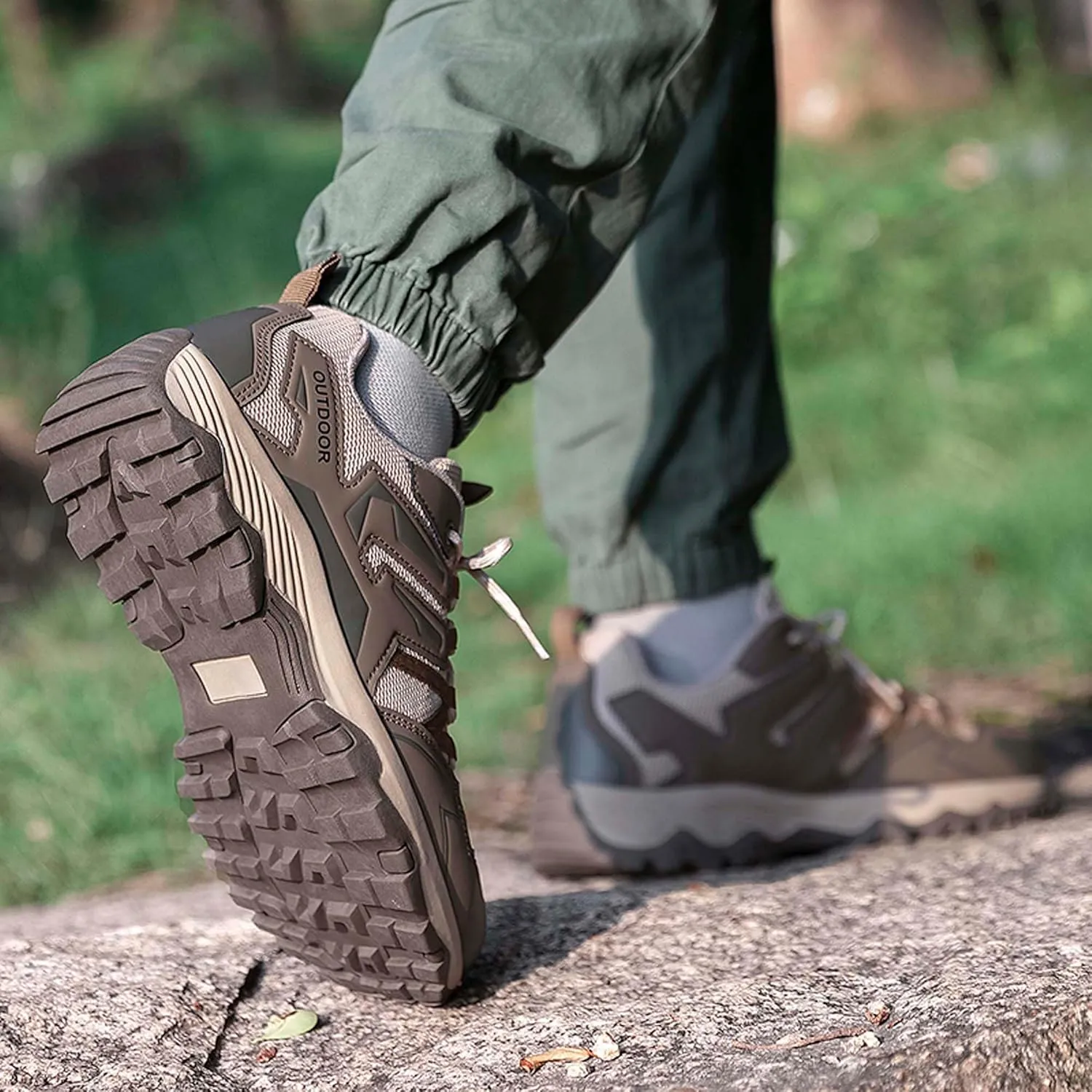Couple Outdoor Mountaineering Boots, Muddy wading Plush Hiking Shoes, Rubber Sole Breathable Mesh Ankle Shoes, Casual and Fashionable Travel Boots, Anti Slip Sports Shoes