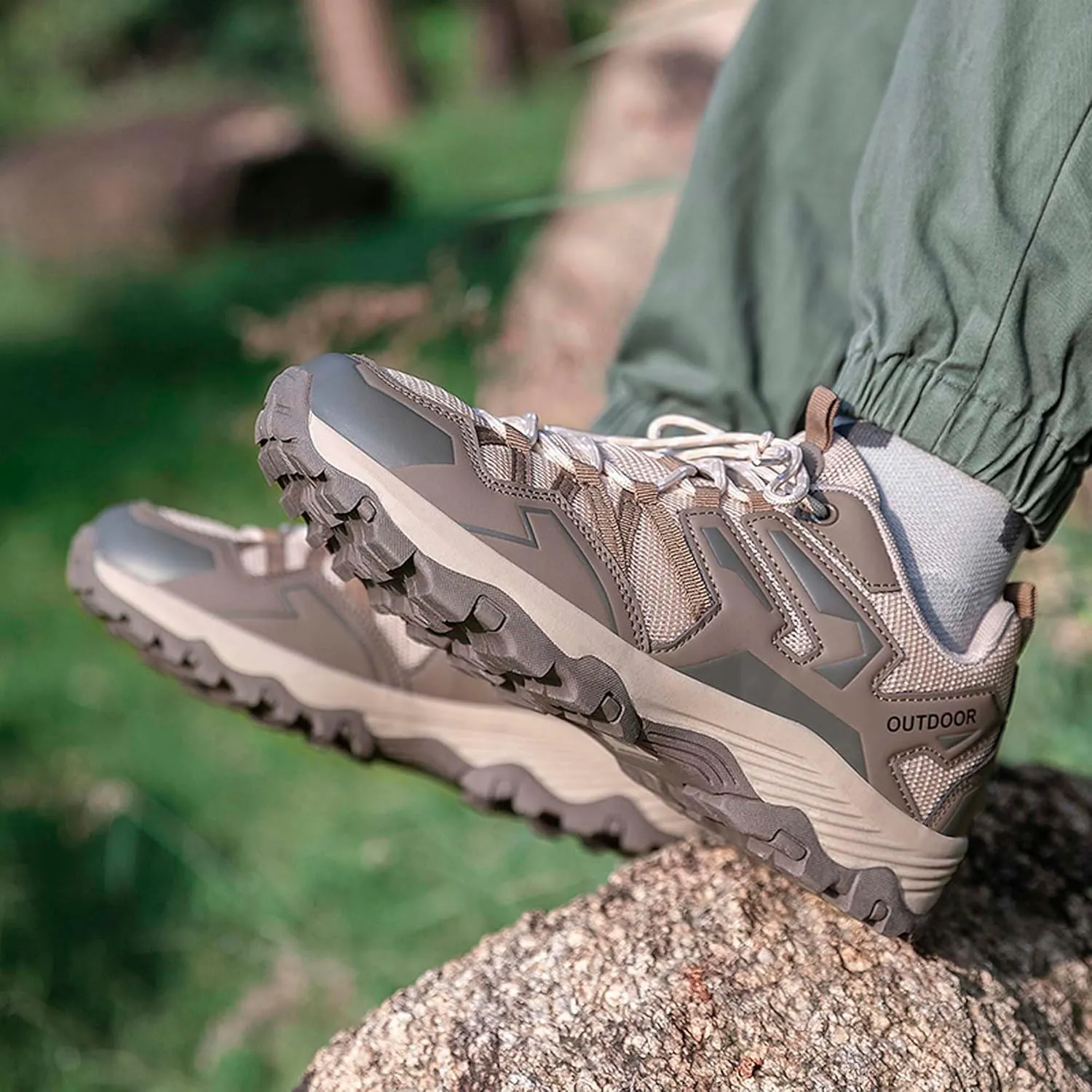 Couple Outdoor Mountaineering Boots, Muddy wading Plush Hiking Shoes, Rubber Sole Breathable Mesh Ankle Shoes, Casual and Fashionable Travel Boots, Anti Slip Sports Shoes
