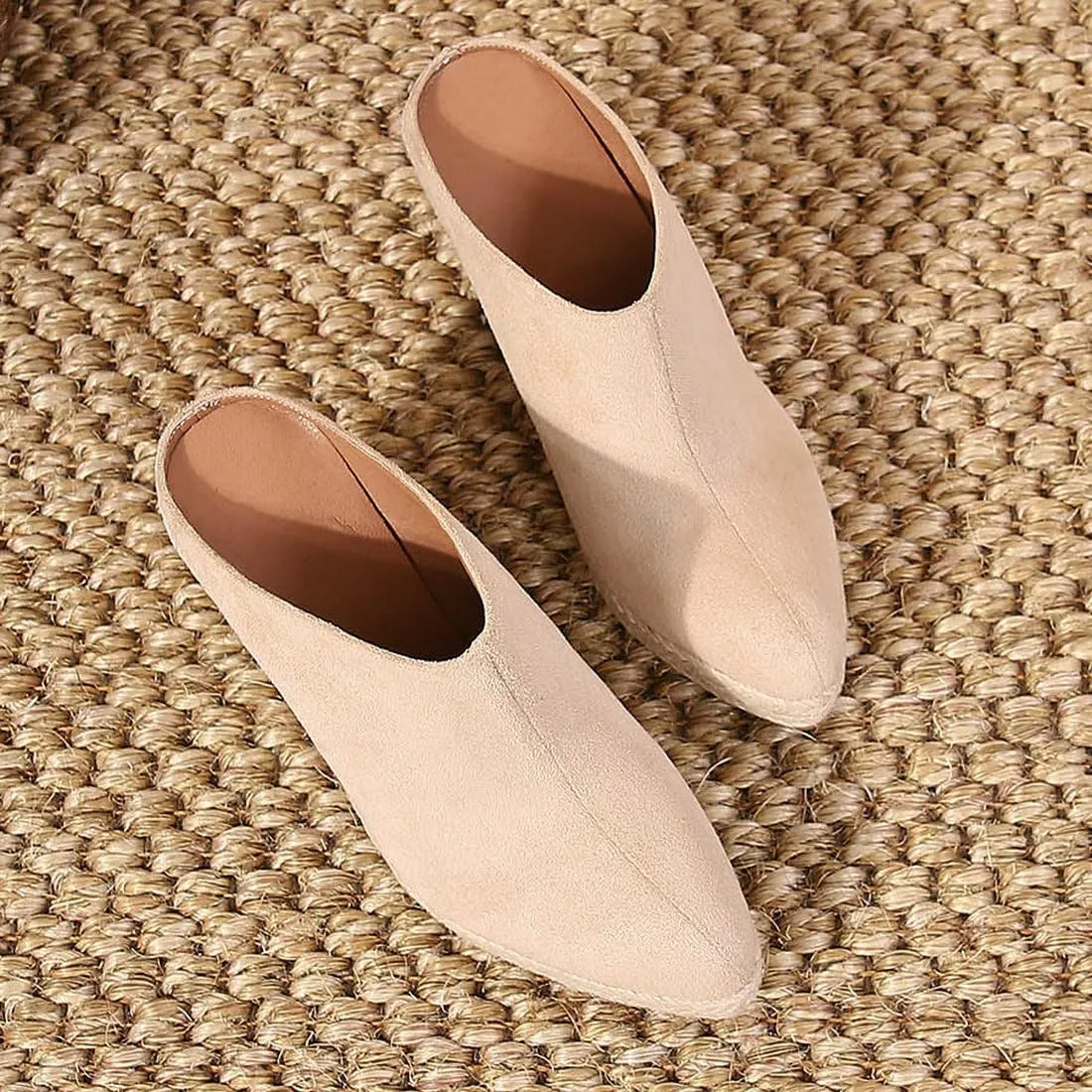 DINTAHA Closed Toe Wedges For Women,Pointed Toe Platform Wedge Mules,Espadrille Sandals For Women-Choose Half Size Larger
