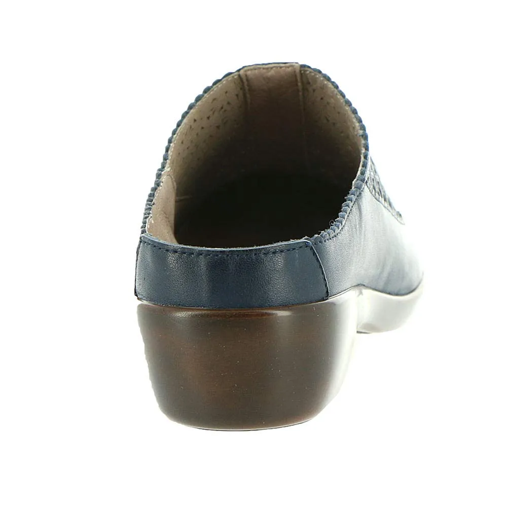Easy Spirit Women's Dusk Mule, Blue 400, 9