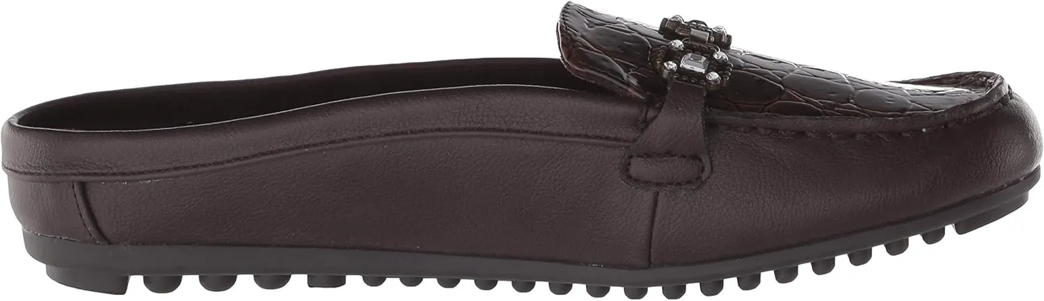 Easy Street Women's Flat Sneaker