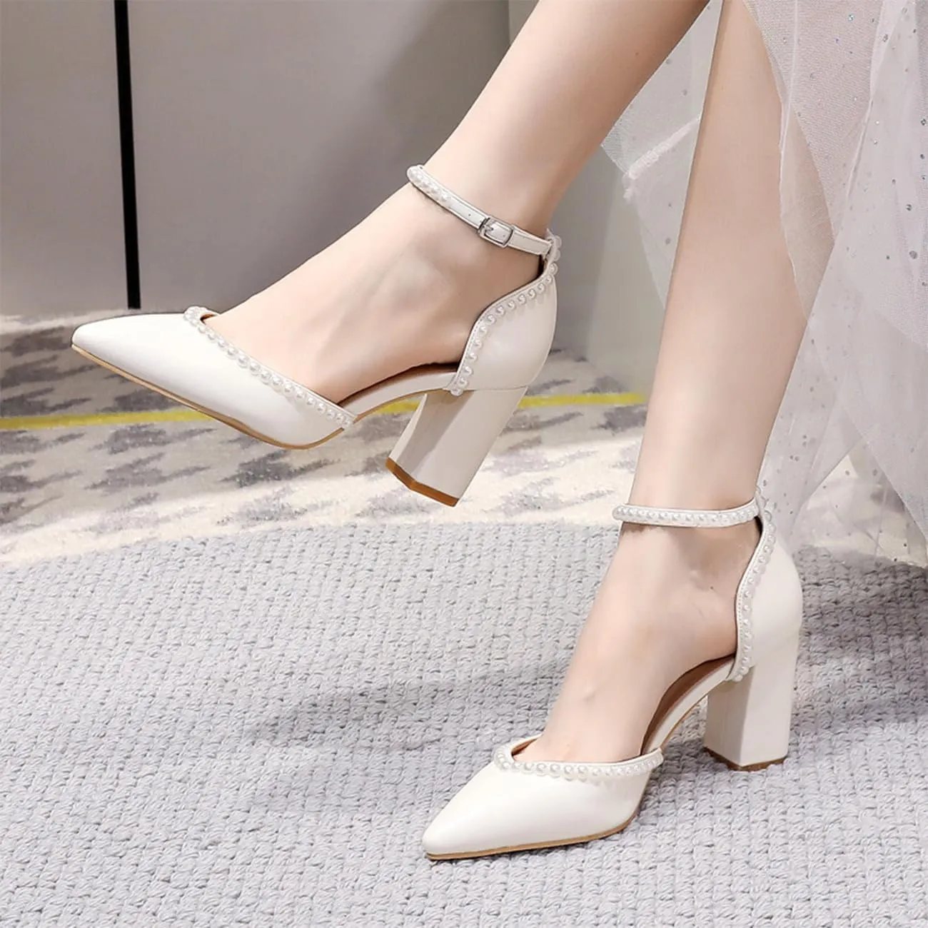 Elegant Wedding Shoes for Bride Block Heel Closed Pointed Toe Pumps