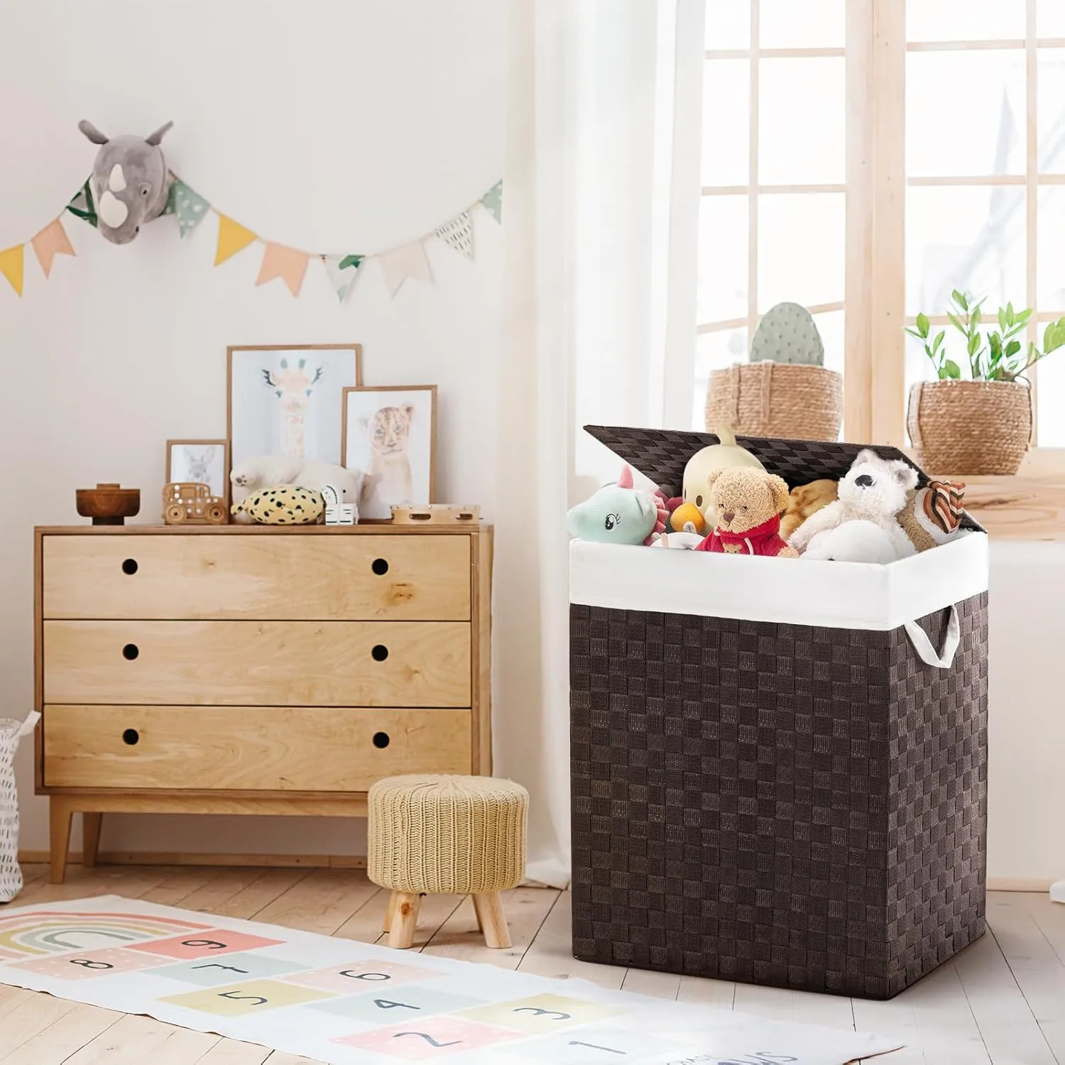 Handwoven Laundry Basket Hamper with Removable Liner Bag and Lid, Collapsible Clothes Hamper with Handle, Brown
