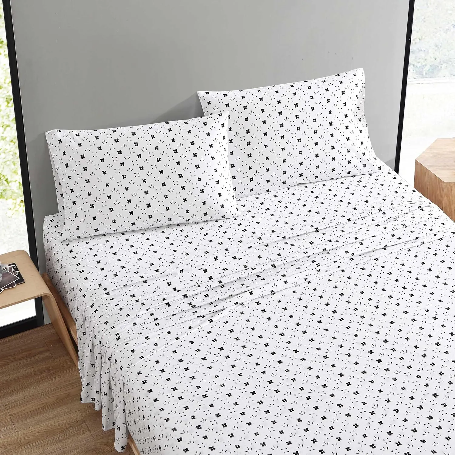 Marimekko - Full Sheet Set, Premium Cotton Percale Bedding Set with Matching Shams, Lightweight & Breathable Bed Essentials (Kukkaketo Black, Full)