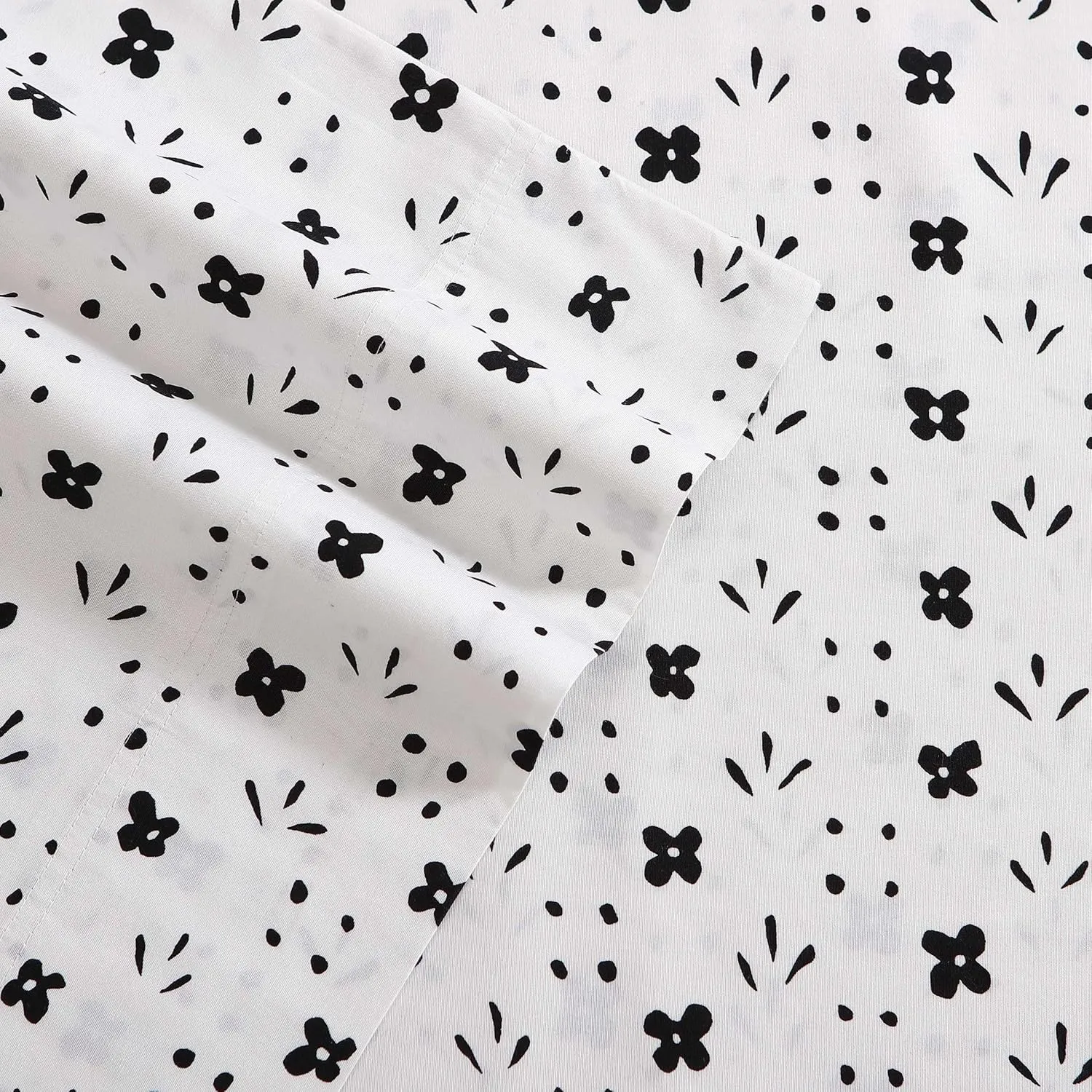 Marimekko - Full Sheet Set, Premium Cotton Percale Bedding Set with Matching Shams, Lightweight & Breathable Bed Essentials (Kukkaketo Black, Full)