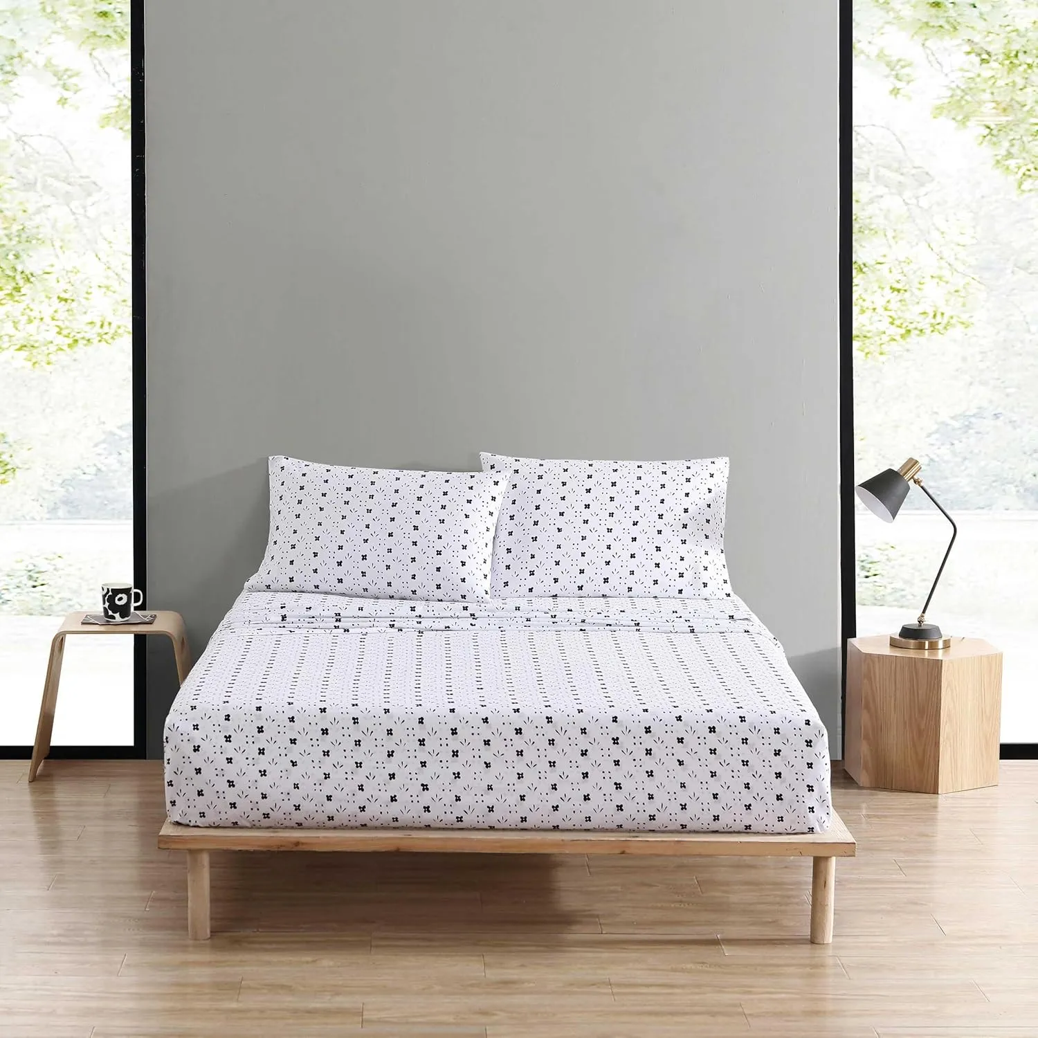 Marimekko - Full Sheet Set, Premium Cotton Percale Bedding Set with Matching Shams, Lightweight & Breathable Bed Essentials (Kukkaketo Black, Full)