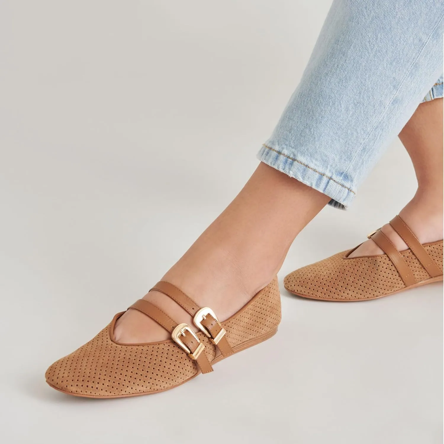Mary Jane Flats for Women Woven Raffia Round Toe Ballet Flat Comfortable Walking Ballerina Shoes with Double Buckle Strap