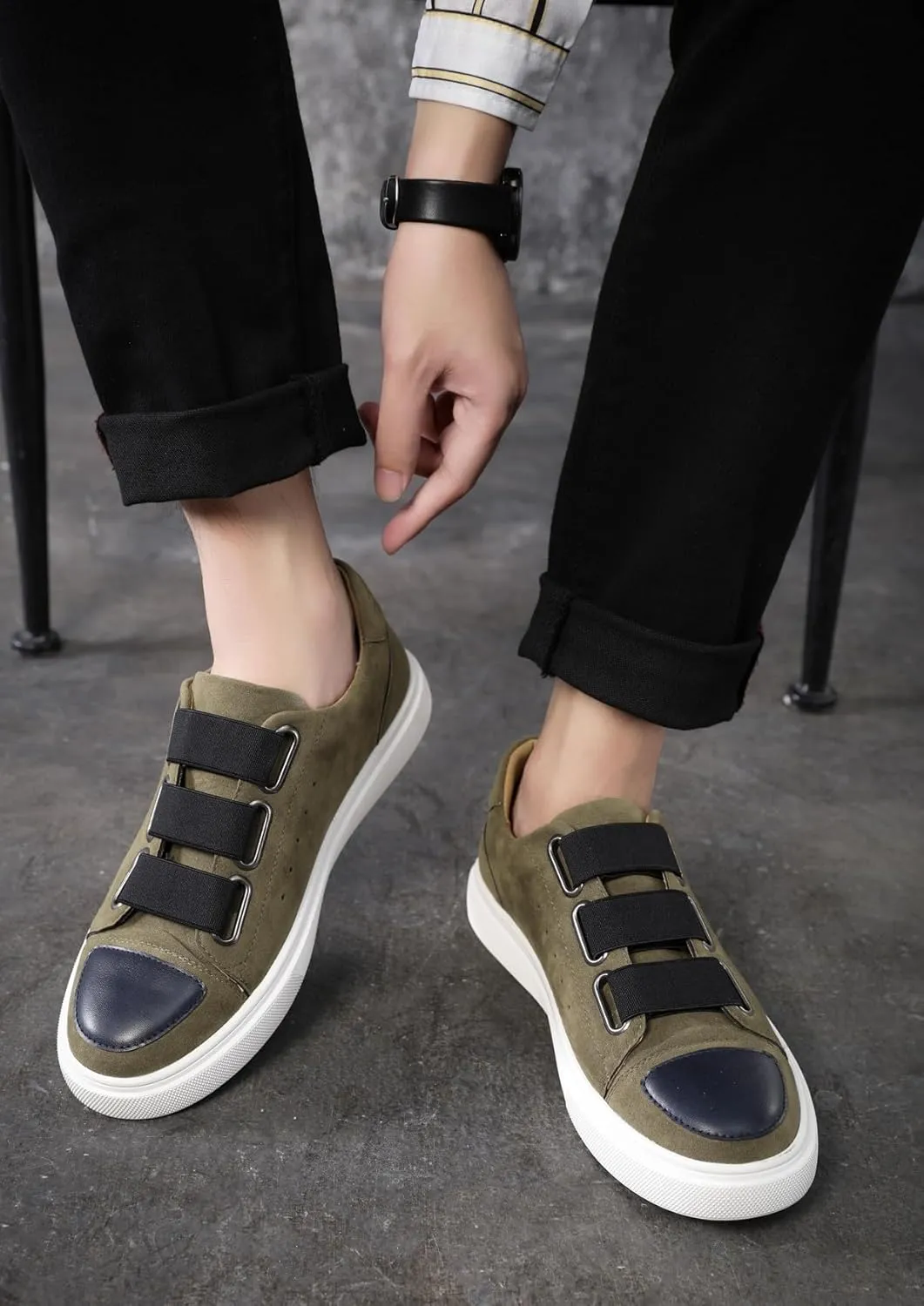 Mens Sneakers Casual Low Skate Shoes Light Weight Athletic Hook and Loop Walking Shoes Mnes Fashion Two Strap Flat Sneakers for Men