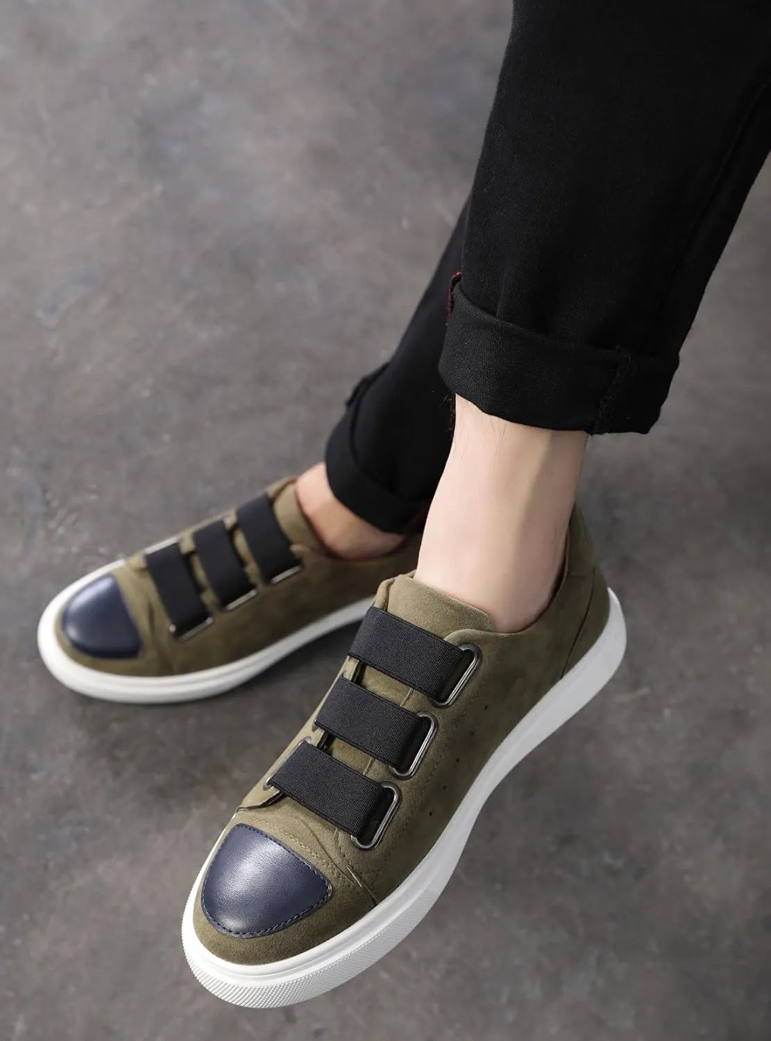 Mens Sneakers Casual Low Skate Shoes Light Weight Athletic Hook and Loop Walking Shoes Mnes Fashion Two Strap Flat Sneakers for Men