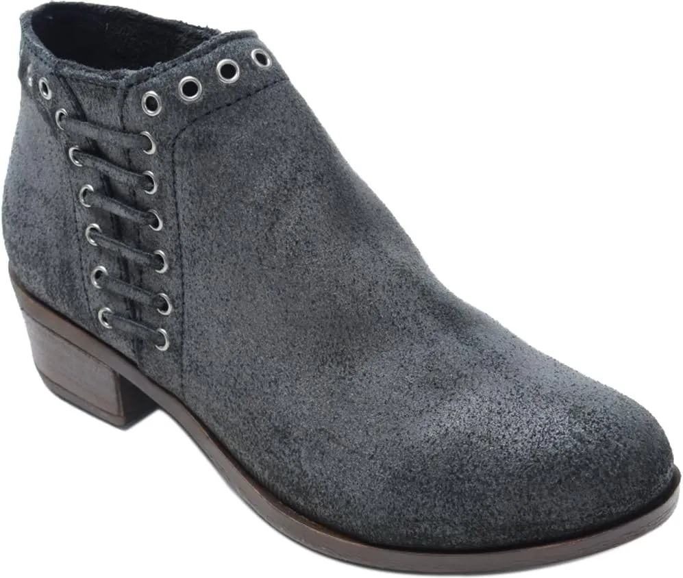 Minnetonka Women's Brenna Side Lace Boot Round Toe