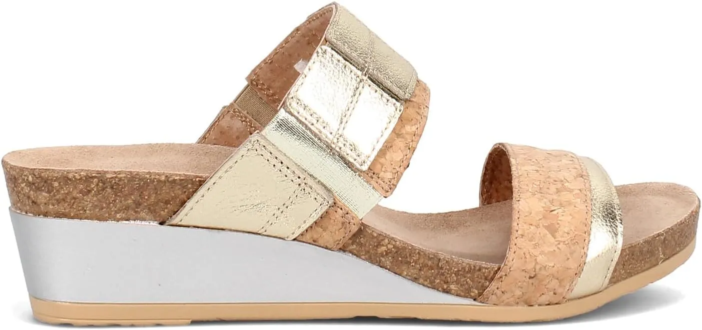 NAOT Footwear Women's Royalty Sandal