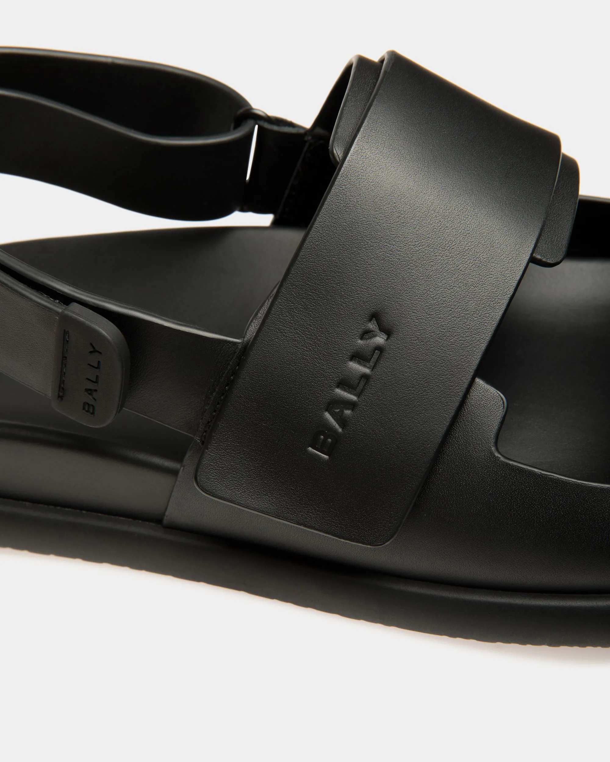 Newport Sandal in Leather