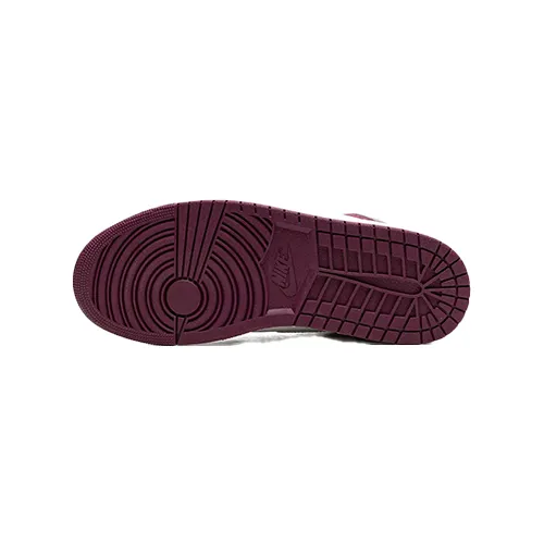 Nike Air Jordan 1 Retro High OG 'Bordeaux' GS