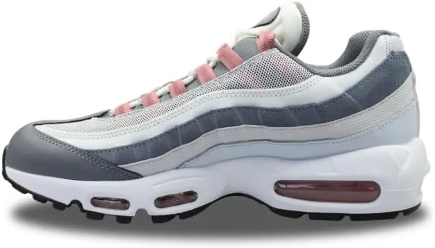 NIKE Men's Sneaker