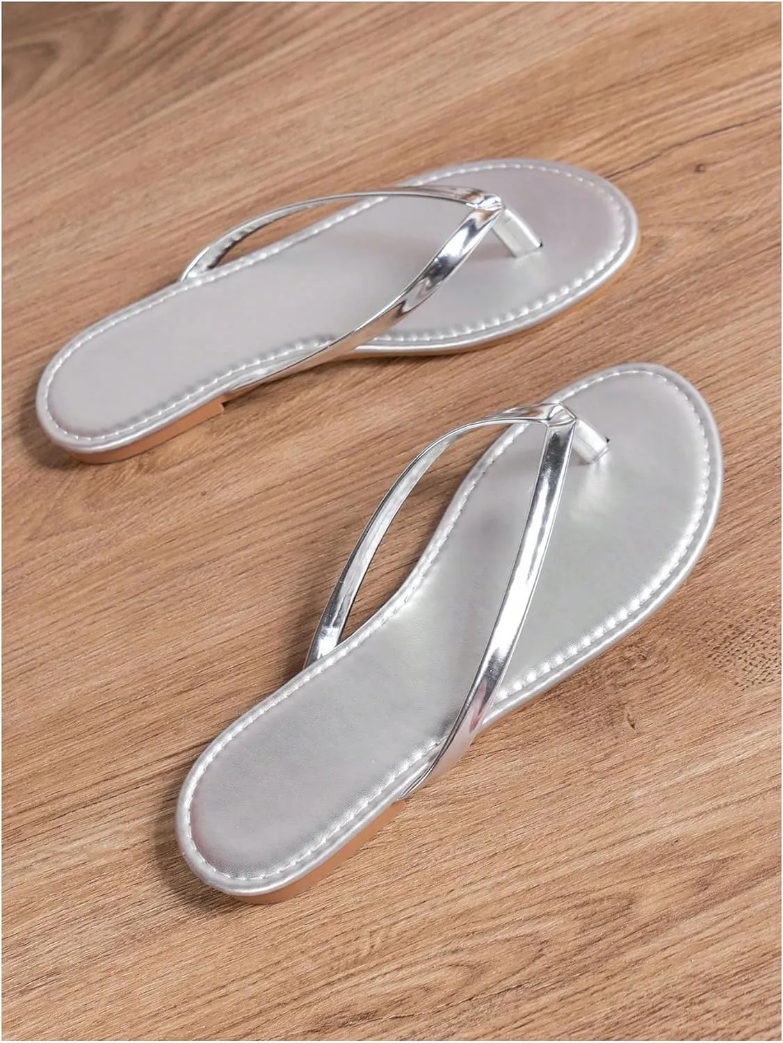 OYOANGLE Women's Metallic Flip Flops Toe Post Thong Sandals Breathable Vacation Beach Slip on Flat Sandals