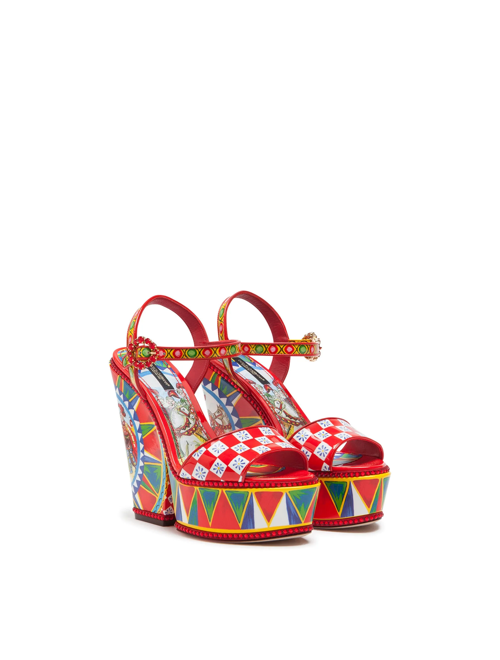 PATENT LEATHER SANDALS WITH WEDGE HEEL AND SICILIAN CARRETTO PRINT