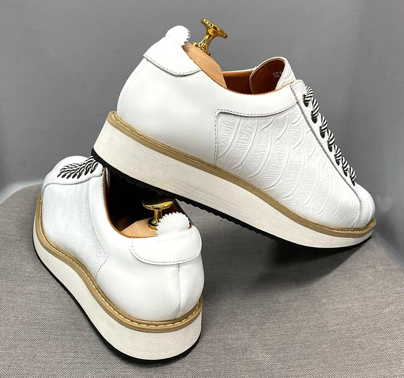 Santimon Mens Shoes Fashion Casual Sneakers for Men Comfort Walking Shoes Modern Breathable Genunie Leather Flat Sneaker Crocodile Embossed Derby