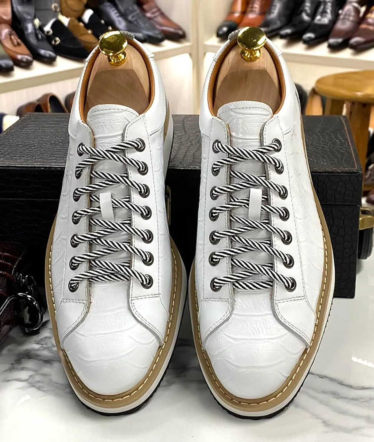Santimon Mens Shoes Fashion Casual Sneakers for Men Comfort Walking Shoes Modern Breathable Genunie Leather Flat Sneaker Crocodile Embossed Derby
