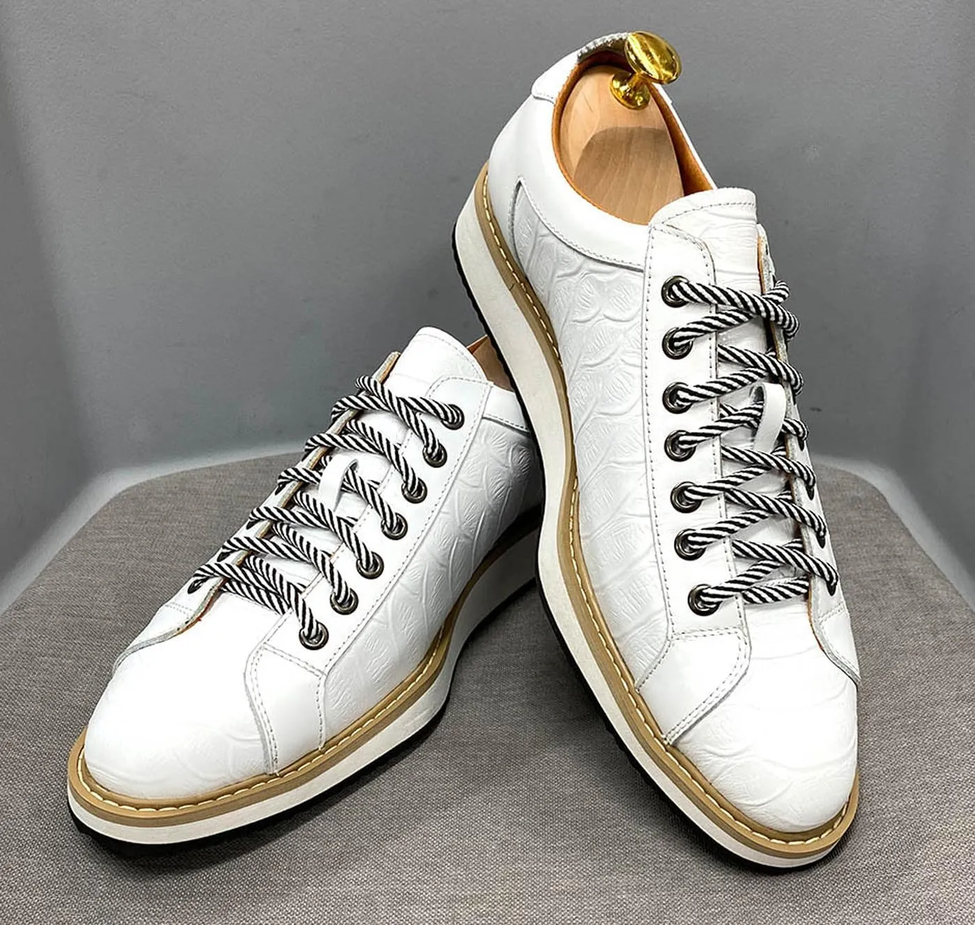Santimon Mens Shoes Fashion Casual Sneakers for Men Comfort Walking Shoes Modern Breathable Genunie Leather Flat Sneaker Crocodile Embossed Derby