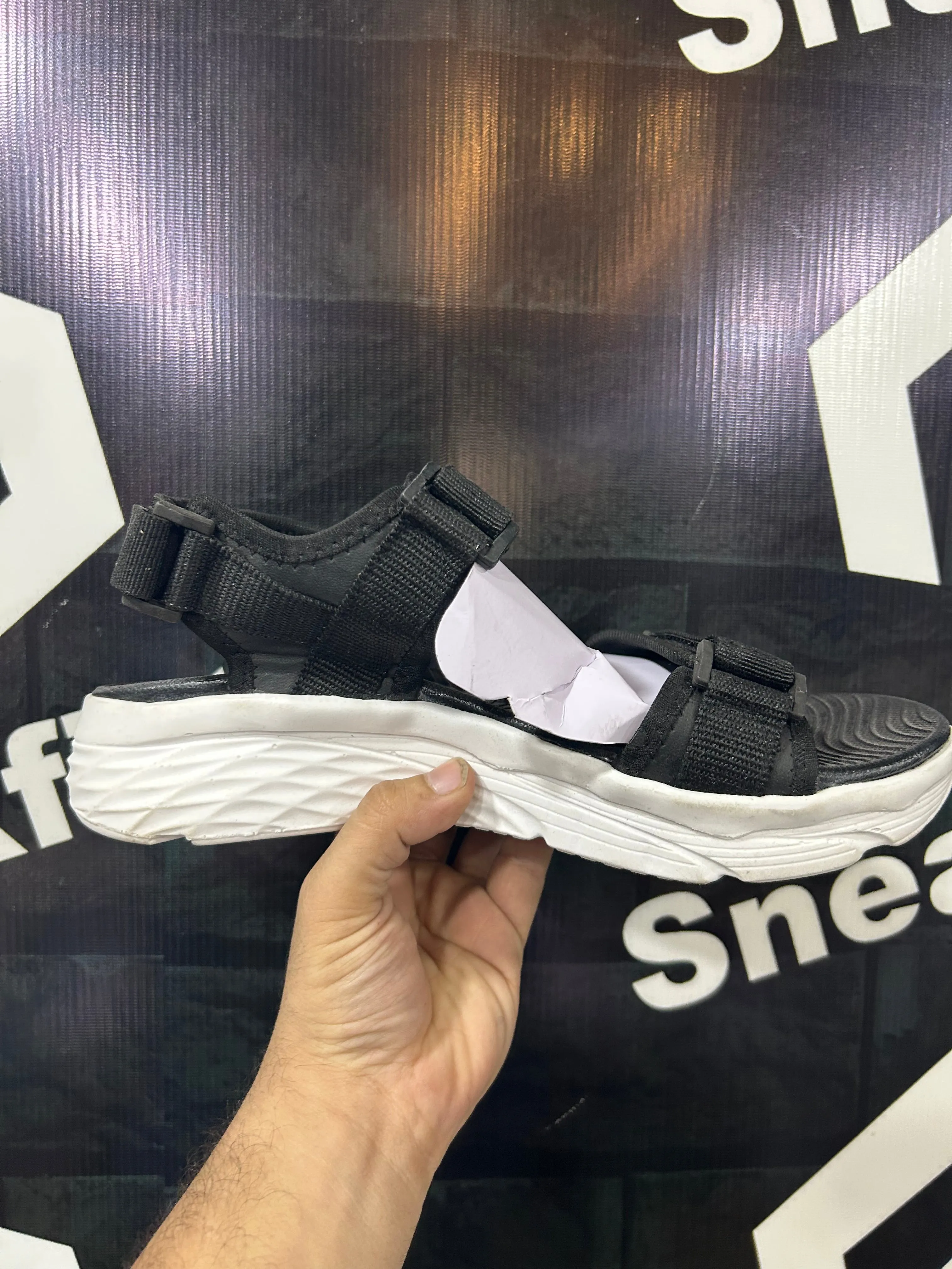 SK - Sandal - D5 - Black White
