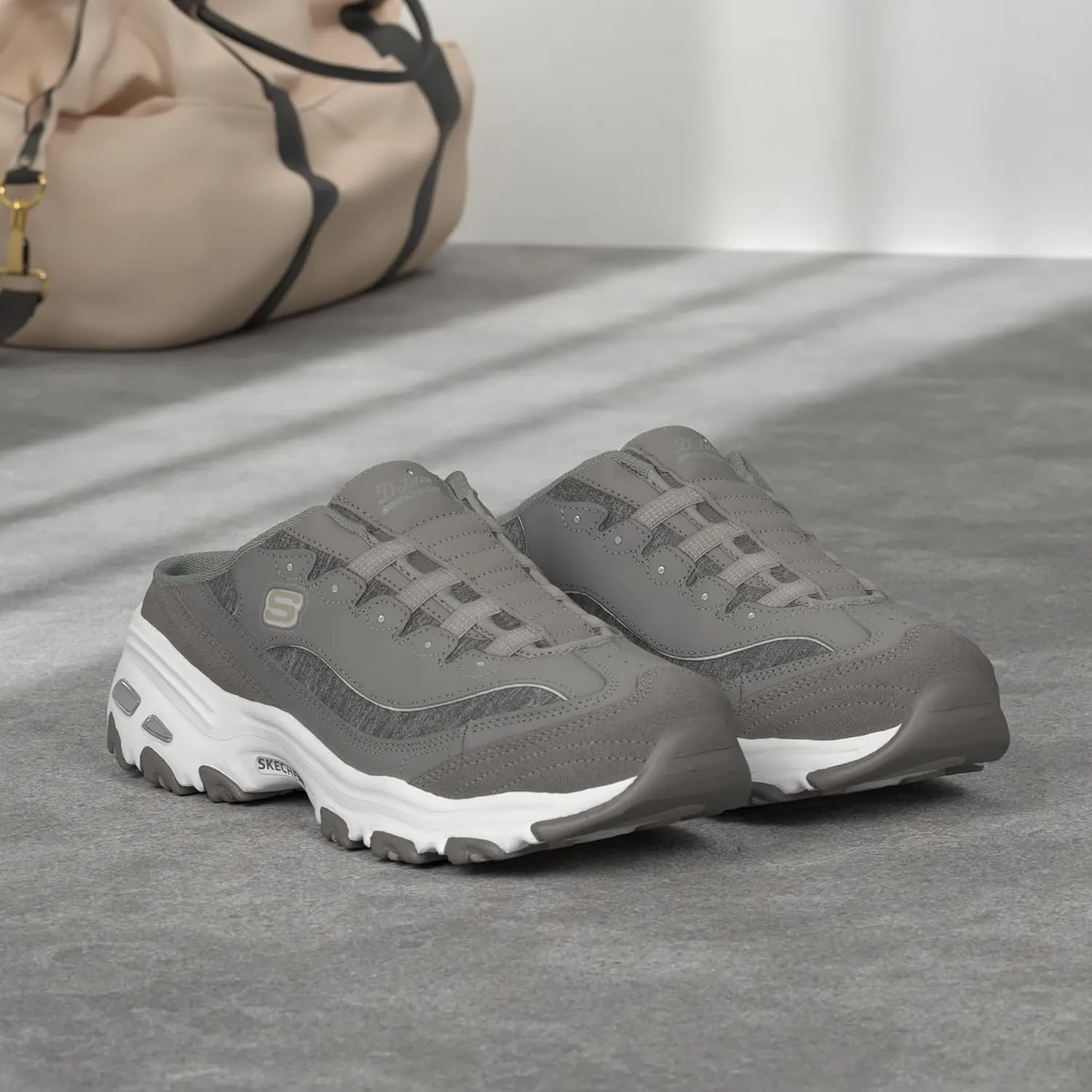 Skechers womens Resilient