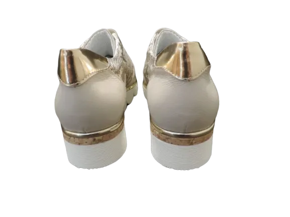 Slip-on stringate pitone