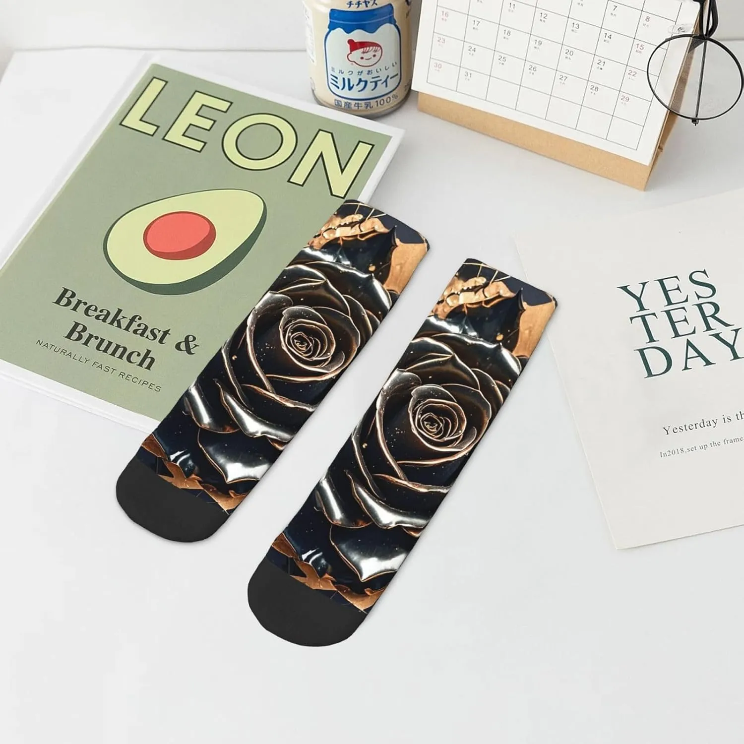 Socks for Women Men Breathable Moisture Wicking Boot Socks Black rose gold Marble Warm Calf Socks
