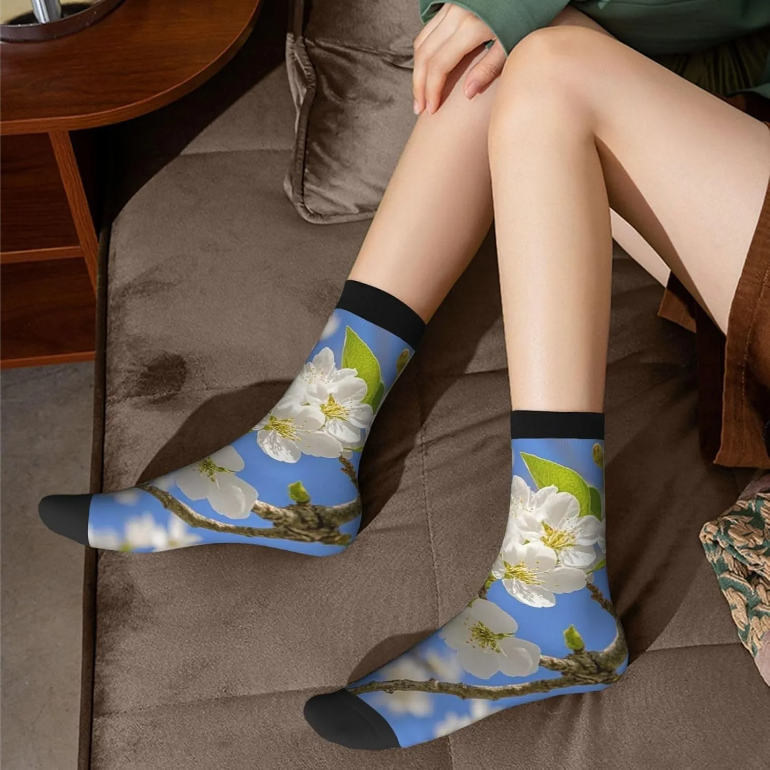 Socks for Women Men Warm Breathable Boot Socks Cherry Blossoms Calf Socks Crew Sock for Hiking