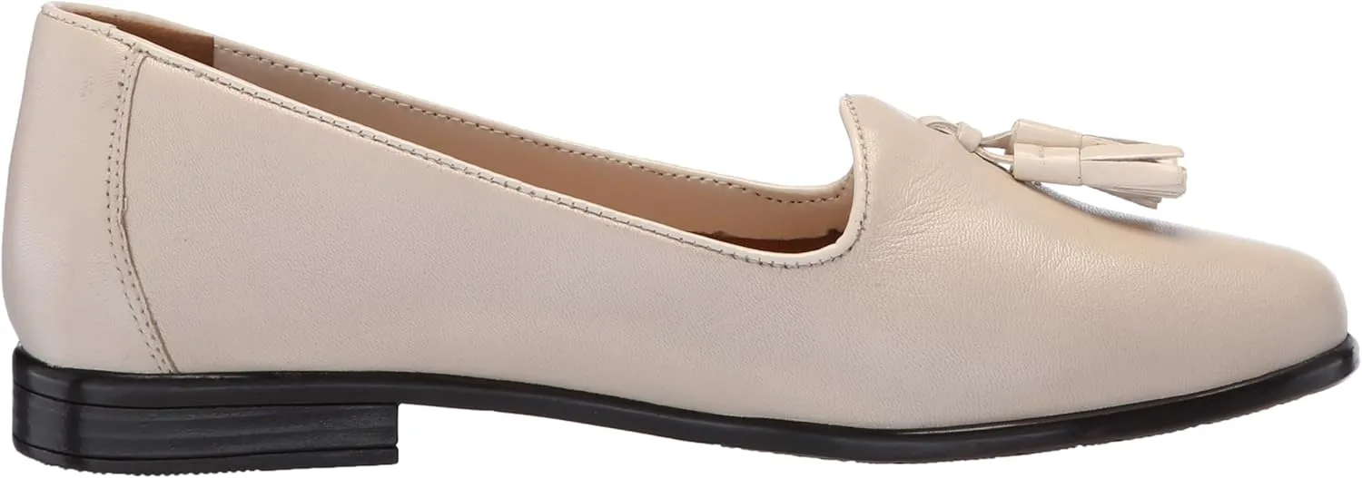 Trotters Women's Liz Tassel Loafer Flat