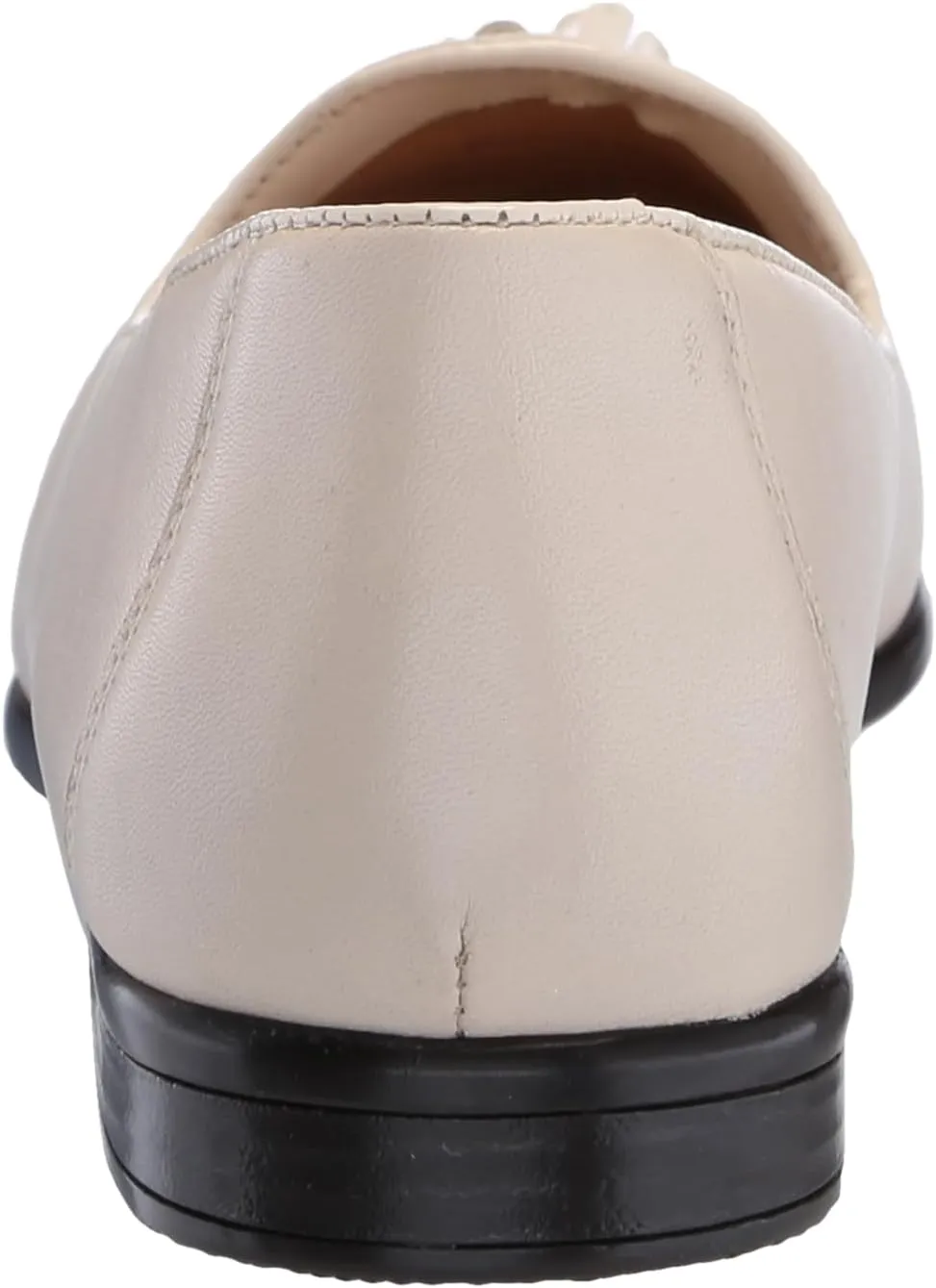 Trotters Women's Liz Tassel Loafer Flat
