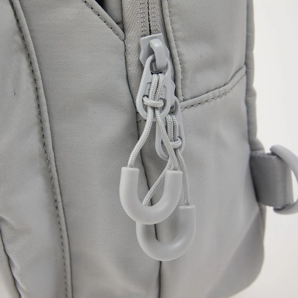 VAKAER Small Sling Bag for Women, Small Crossbody Bags with Adjustable Straps, Lightweight Chest Bag Casual Daypack Backpacks for Travel Hiking (Light Gray)