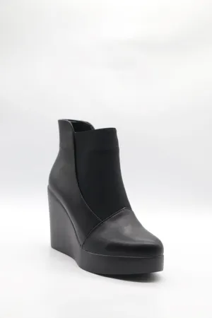 Wedge Boot