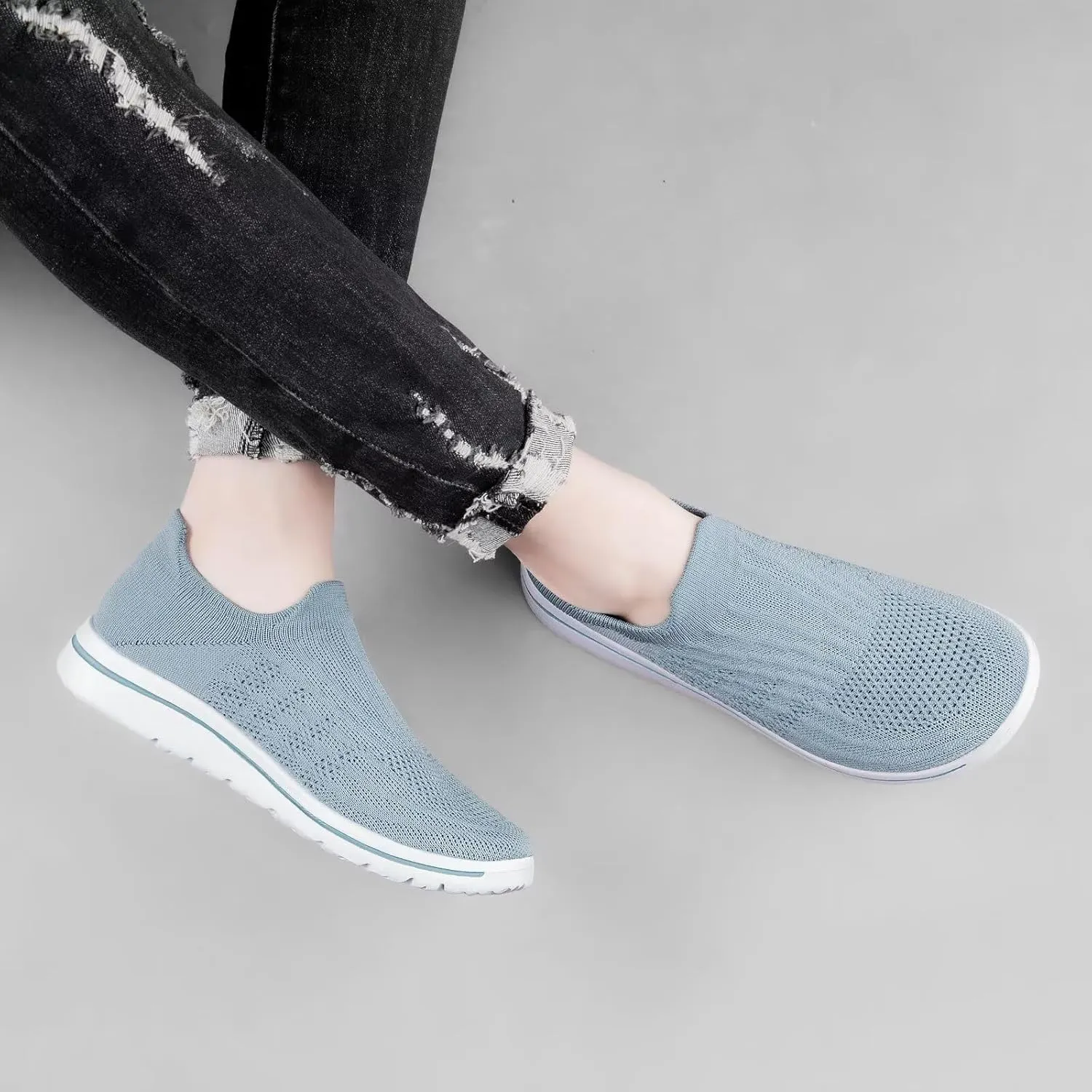 Wide Toe Shoes Men Barefoot Sock Sneakers Flat Mesh Pull-on Lightweight Breathable Casual Comfortable