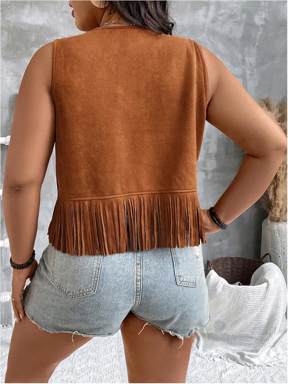 Women's Plus Size Faux Suede Fringe Crop Jacket Vintage Studded Detail Open Front Sleeveless Vest